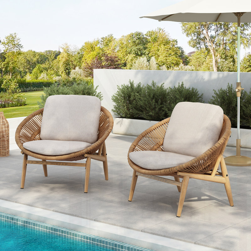Ensemble de 2 chaises longues d'extérieur en osier, Coussin beige / structure brun clair