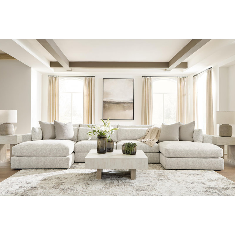 Stonecroft Manor 4-Piece Double Chaise Sectional