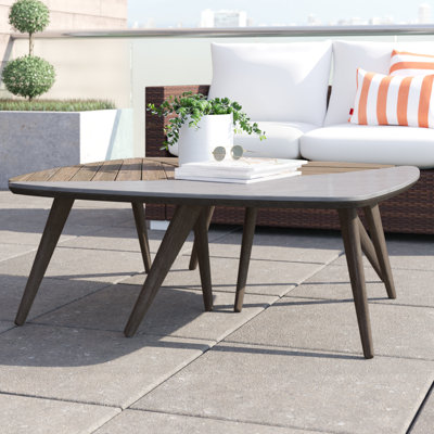 Table d'appoint en bois Akshada