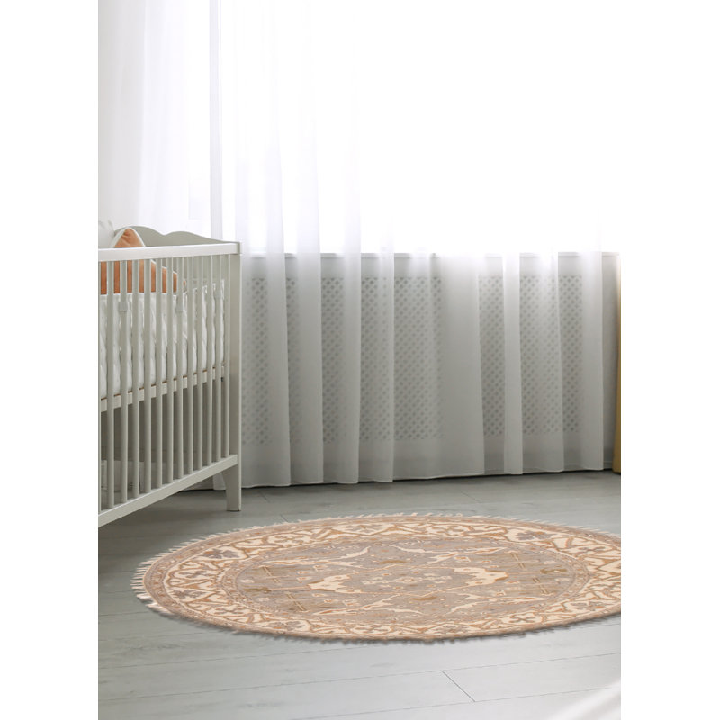 Tapis gris Royal Oushak 4 pi 10 po x 4 pi 10 po
