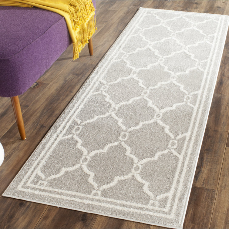 Kimbrough Geometric Area Rug