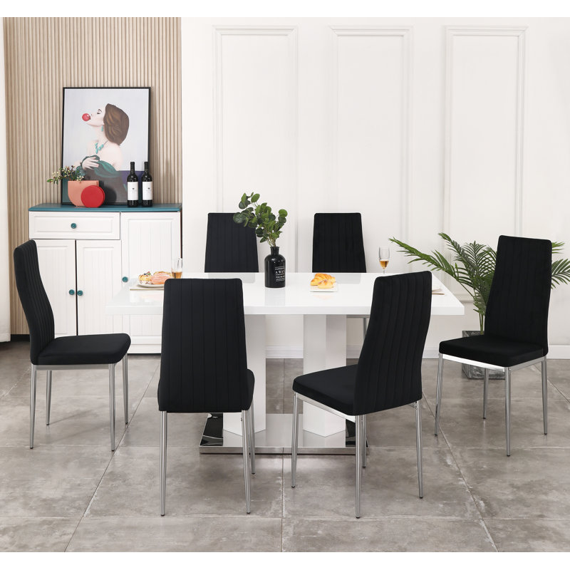 Brittlynn 6 - Person Dining Set, Black