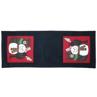 C Woodland Friends Table Runner
