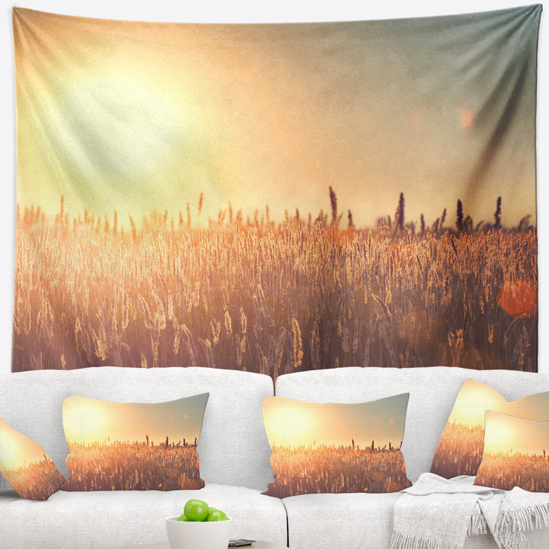 Tapisserie soleil en polyester sous l’éclairage de soleil avec accessoires suspendus inclus, H 32 po x l 39 po