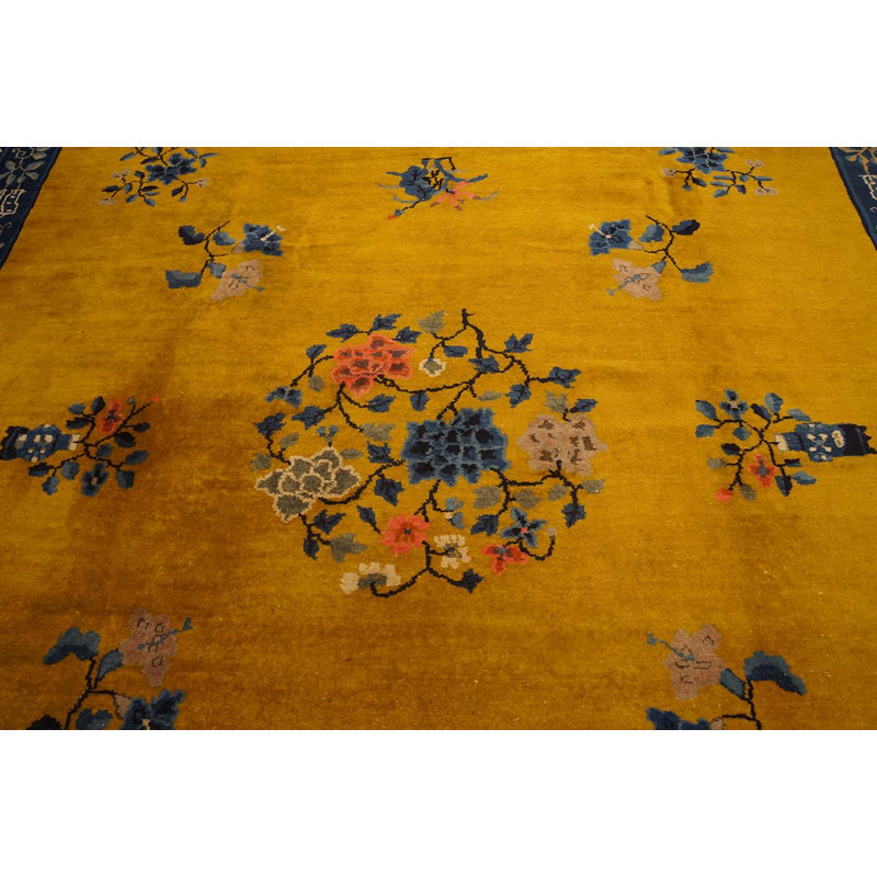 Tapis jaune antique vif des années 1920 de 10 pi x 13 pi 6 po Weiqi