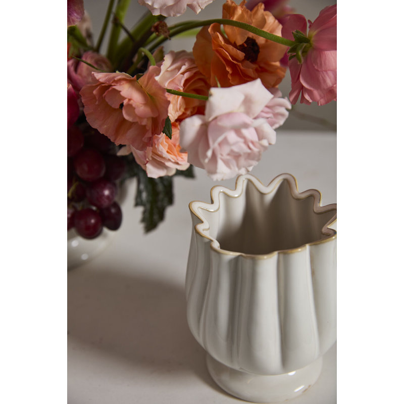 Tulipa Vase, 5.25" H x 4.25" W x 4.25" D