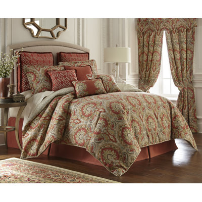 Harrogate Polyester Paisley Comforter