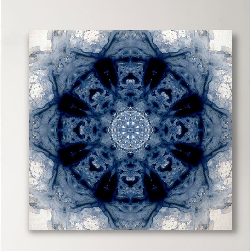 «Indigo Kaleidoscope II», impression sur toile tendue, H 10 po x l 10 po x P 1,5 po