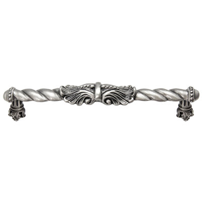Poignée Acanthus de style roman