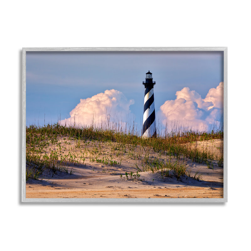«Nautical Lighthouse Cloudy Dunes», art de la giclée encadrée par Rick Berk, H 11 po x l 14 po x P 1,5 po