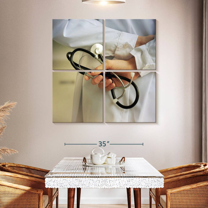 Alcaraz, médecin avec stéthoscope, H 45 po x l 45 po