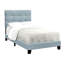 Lit simple tapissier en velours bleu pour une ambiance de chambre à coucher apaisante