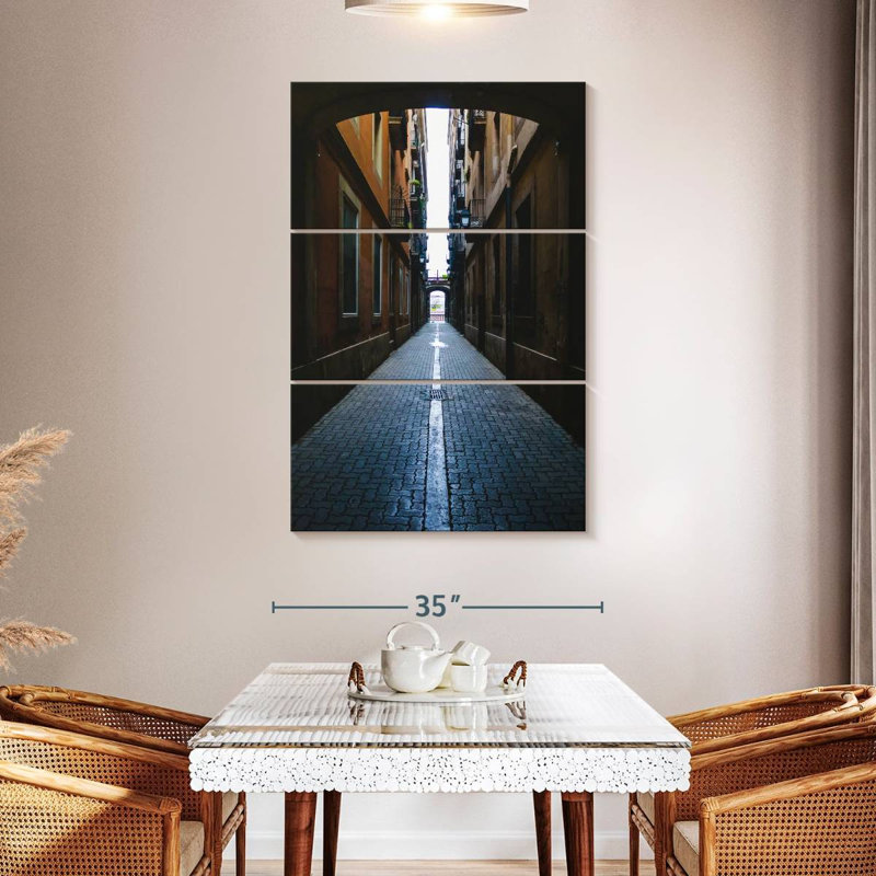 Rue Sirci gothique de Barcelone, H 50 po x l 32 po