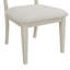 Ensemble de salle à manger Rhiannon 7 pièces, hauteur standard, blanc antique : table, quatre chaises et deux fauteuils.