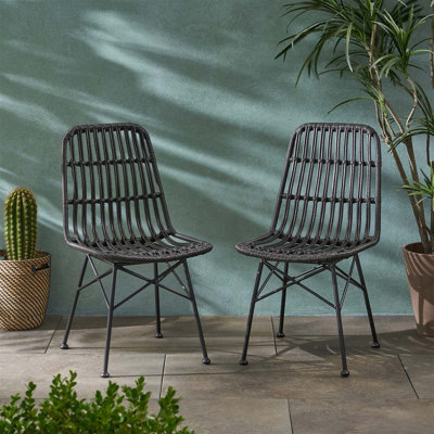CHAISE SAWTELLE