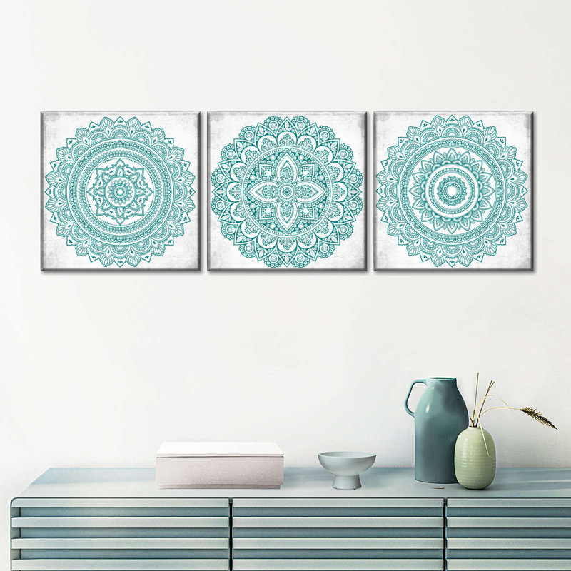 Ensemble de 3 mandalas vertes sur toile, H 8 po x l 26 po x P 1 po