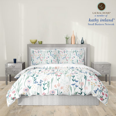 Laural Home kathy irelandÂ® Small Business Network Member Delicate Floral Boho Comforter