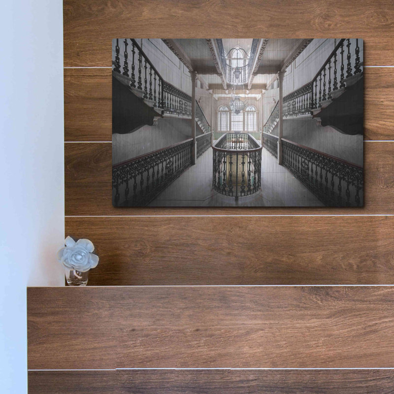 «Elegant Stairs» par Roman Robroek, H 12 po x l 16 po