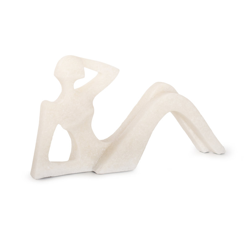 Sculpture de nu allongé