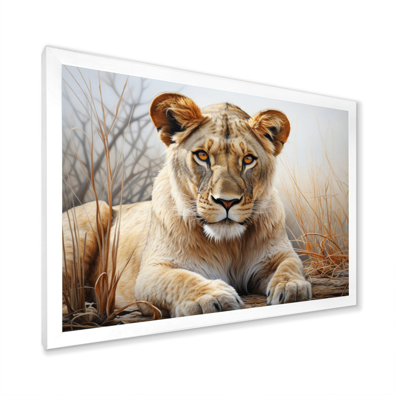 Lionne d'Afrique, puissance I - art mural africain pour le salon, H 34 po x l 44 po x P 1,5 po, Cadre simple blanc