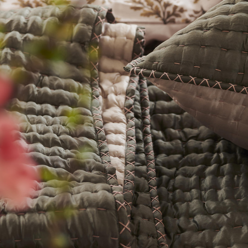 Chenevard Espresso & Birch Quilt, California King