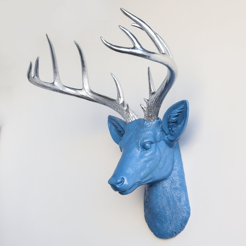 Grande décoration murale fausse tête de cerf naturalisée, Cornflower/Silver