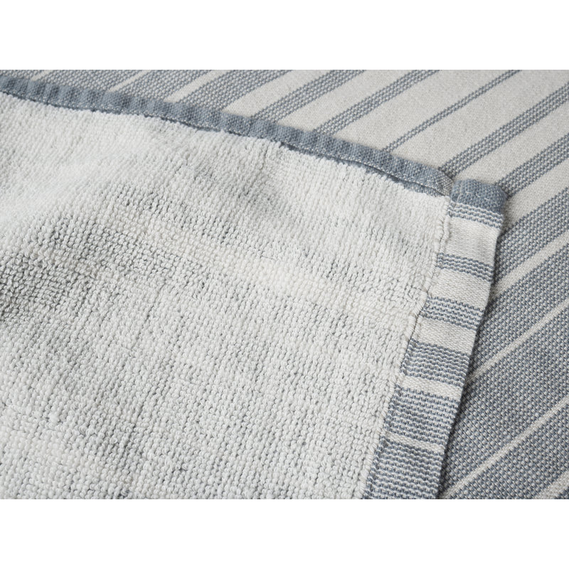 Sycamore Organic Cotton Linen, Bath Towel, Alpine White/Pacific Blue