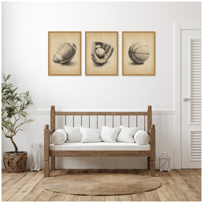 «Antique Football», ensemble de 3 toiles encadrées par Creative Bunch Studio, Tanné