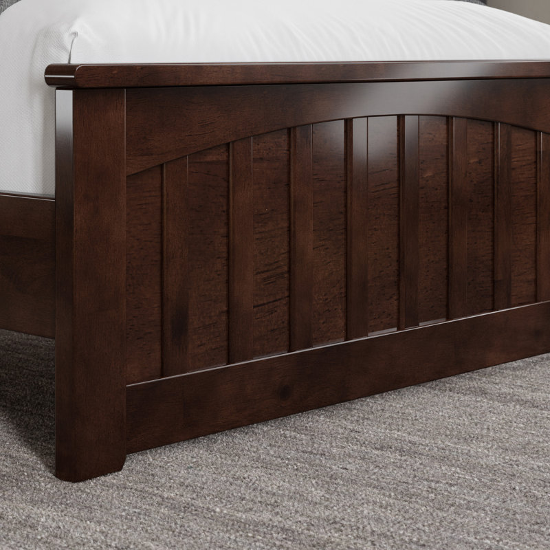 Lit plateforme en bois massif avec pied de lit assorti Aritra, Noyer, Simple TG