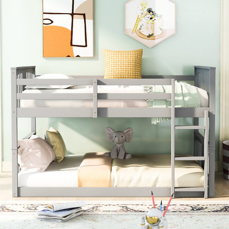 Lit double au-dessus d'un lit superposé gris - Maximise l'espace de la chambre à coucher avec un design pratique et un cadre solide