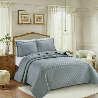 Mystic Solid Colour Bedspread with Pillowcases