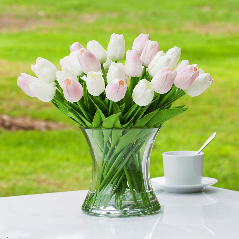 Vase de table en verre Natiha, H 6 po x l 5,5 po x P 5,5 po