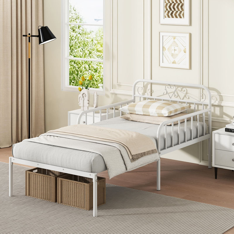 Metal Daybed, White