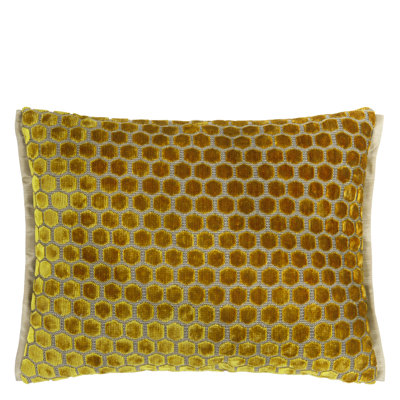 Jabot Velvet Decorative Pillow