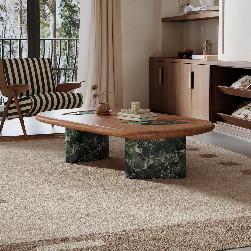 Table basse moderne moderne avec plateau en noyer et détails en marbre vert