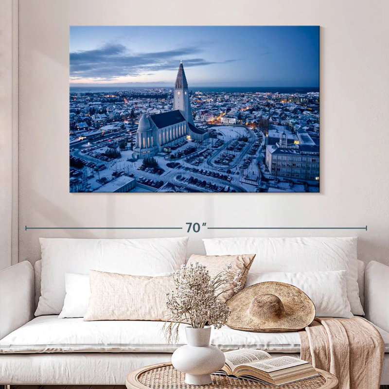 Nicci Winter City, H 34 po x l 51 po