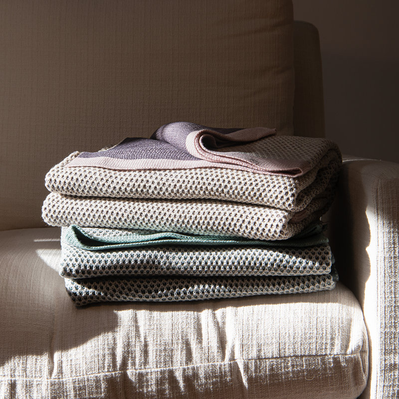 Adamsville Cyrano Woven Honeycomb Throw, Blue