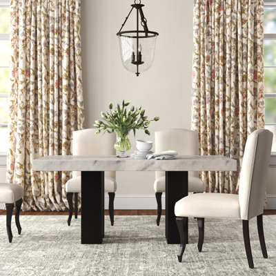 Anxhela Dining Table