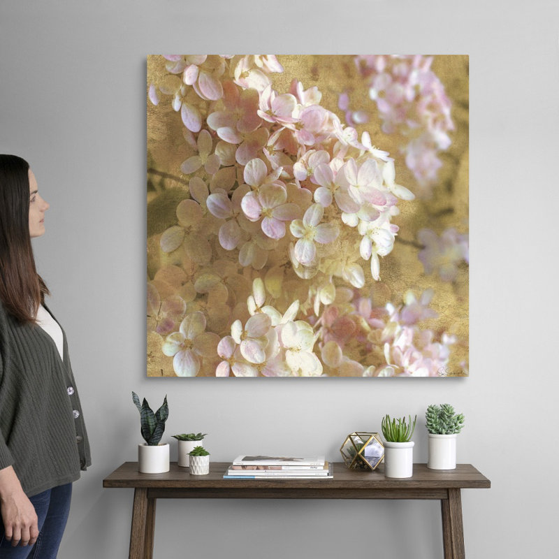 Art mural doré sur toile «Hortensia I», Toile tendue, H 36 po x l 36 po x P 1,25 po