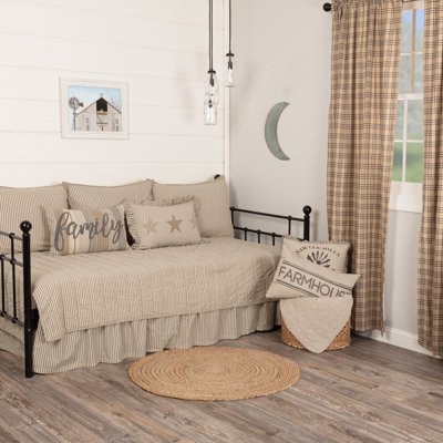 Sawyer Mill Striped Quilt