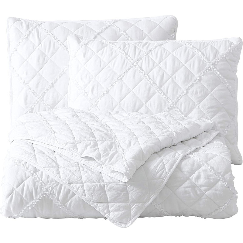 Diamond Ruffle Microfiber Quilt Set, Queen Quilt + 2 Standard Shams, White