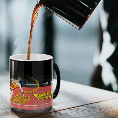 Justice League (DC 90Th - Wonder Woman) Morphing Mugs® Heat-Sensitive Mug