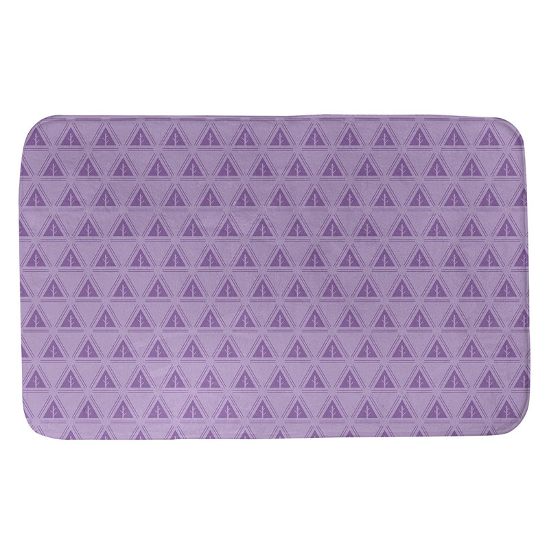 Tapis pour salle de bain à arbres minimalistes Barbra, l 17 po x L 24 po, Violet clair