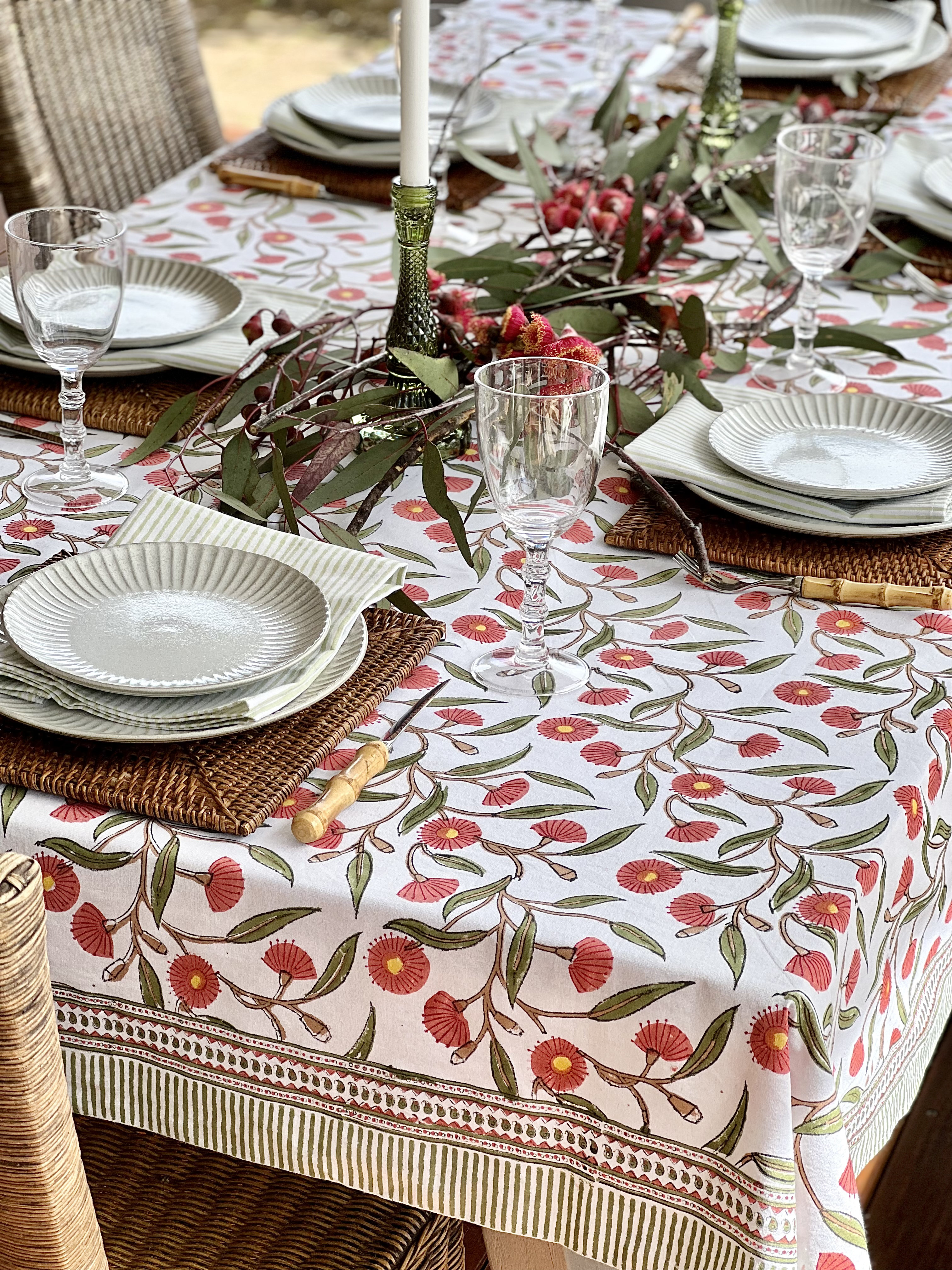 Decor Mantra Square Christmas Tablecloth - Red and Green Floral | Wayfair