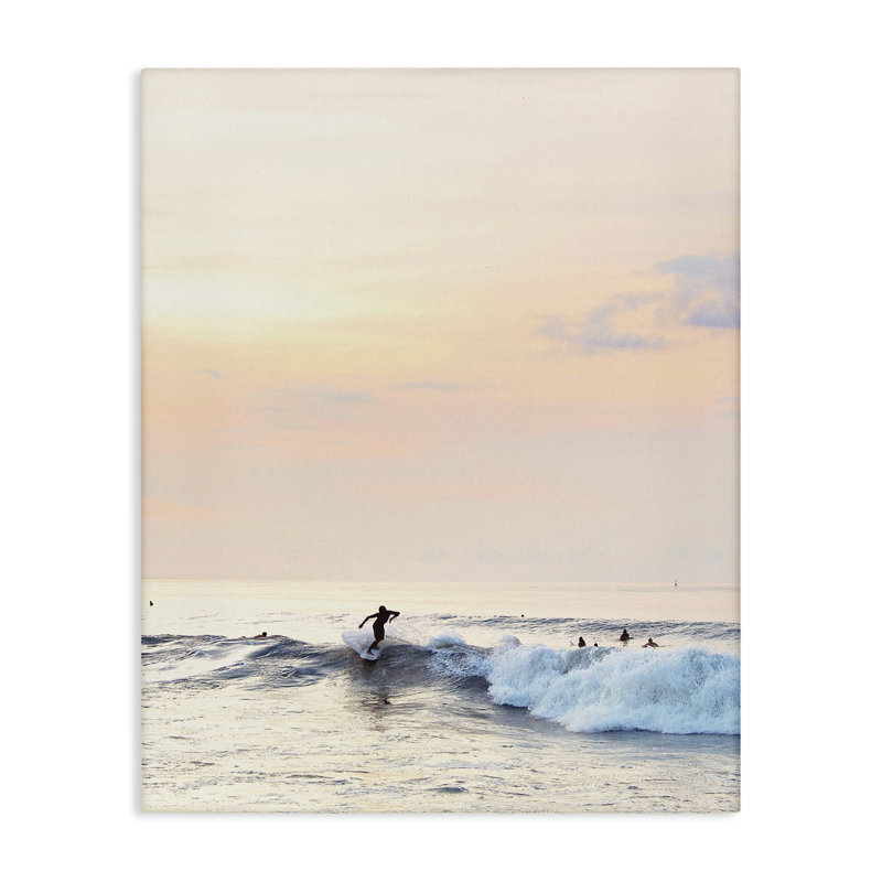 «Sunset Surfer Landscape», art mural sur toile par Sissi et Seb, H 48 po x l 36 po