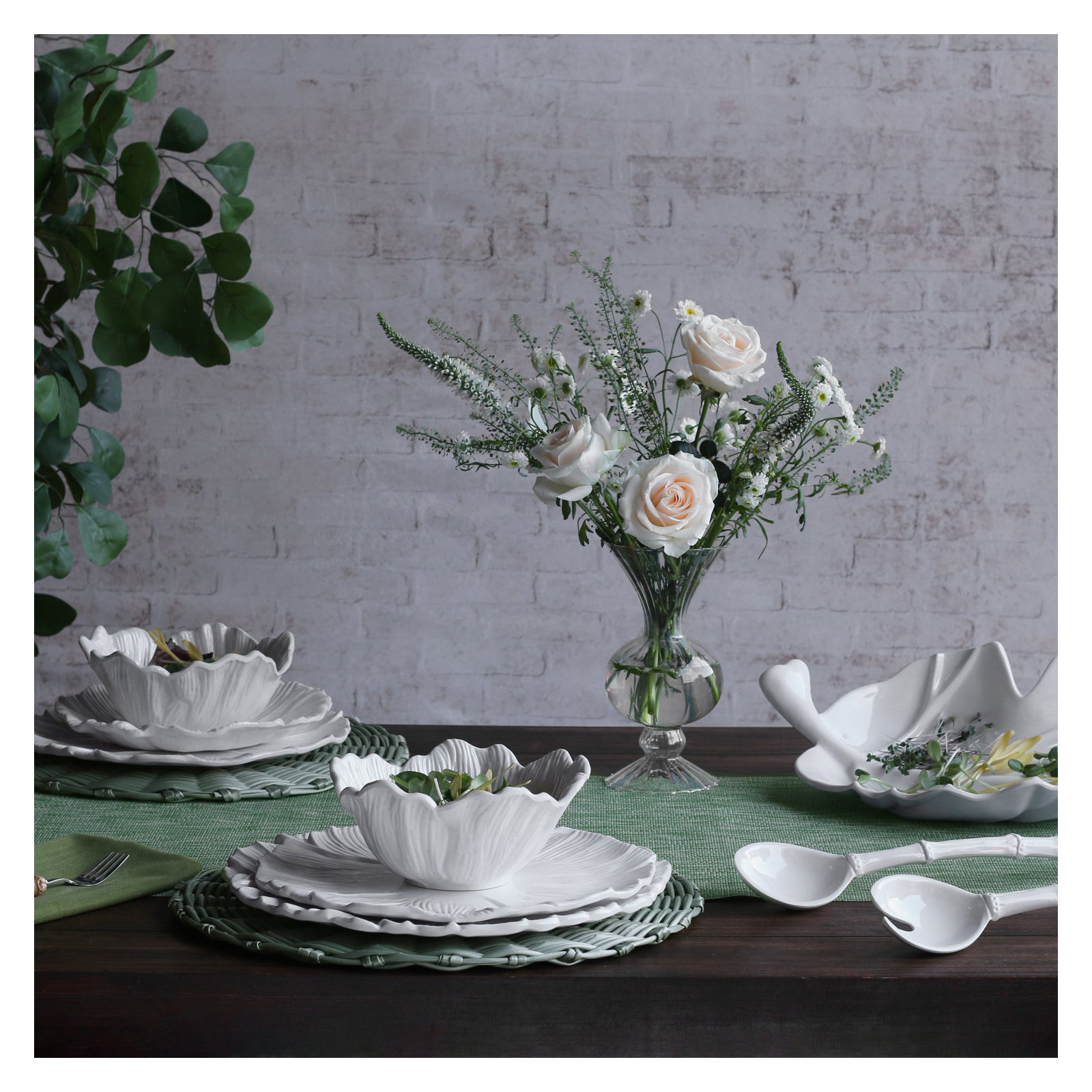 Vida Melamine Lettuce Salad Plate