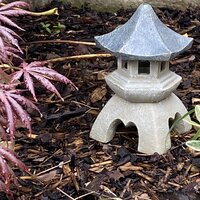 Design Toscano Large 'Pagoda' Lantern Statue Collection - Bed Bath & Beyond  - 21592607