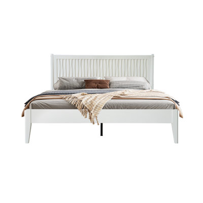 Structure de lit plateforme en bois massif avec tête de lit et pied de lit, conception silencieuse et antidérapante, pieds en métal au centre, 12 lattes robustes, aucun sommier requis, finition blanc pur