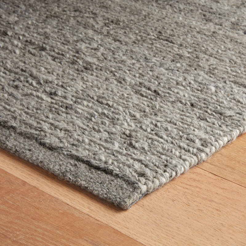 Solimar Natural Handwoven Wool Rug, Rectangle 9'6" x 13'6"