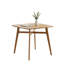 Table carrée à effet de bois et table basse